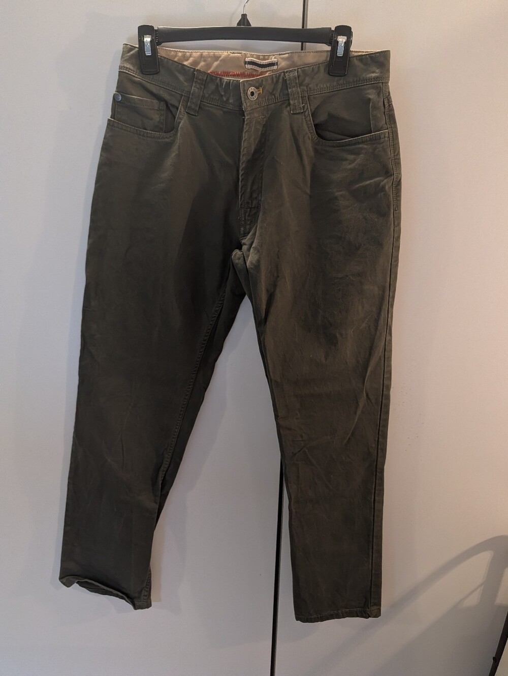 Izod Men's Olive Green Casual Jeans 30 x 30